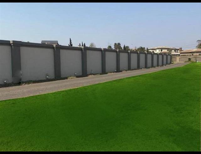 LAND FOR SALE IN PARKRAND